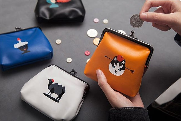 Ball Clasp [Wolf] Coin Purse By YIZI STORE