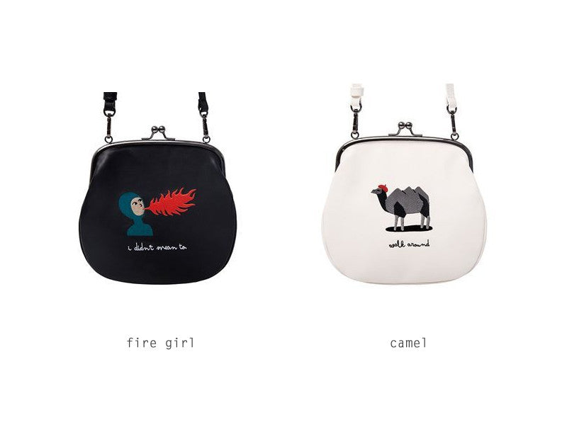 Ball Clasp Bag By YIZI