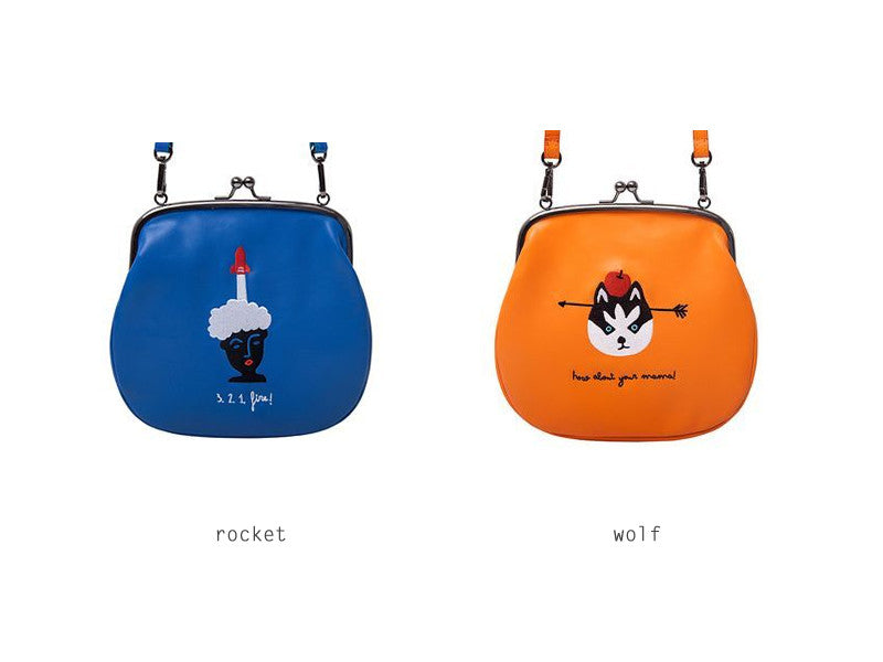 Ball Clasp Bag By YIZI