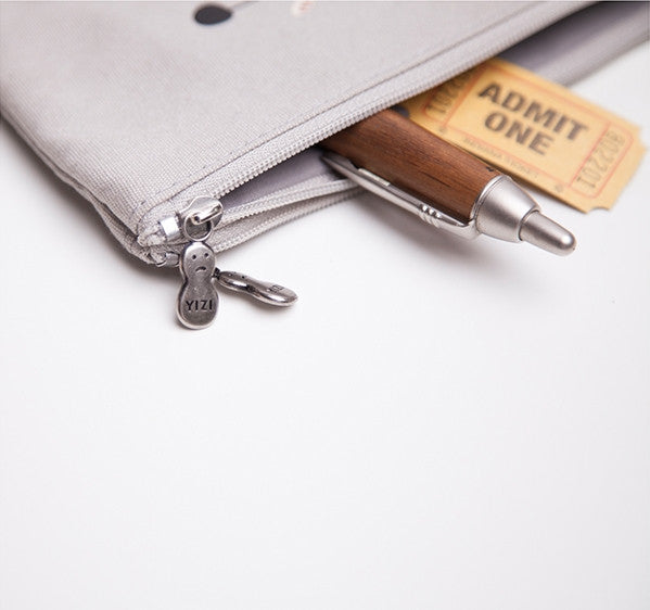 Small Storage Bear Grey Pouch By YIZI STORE X KOMESHOP