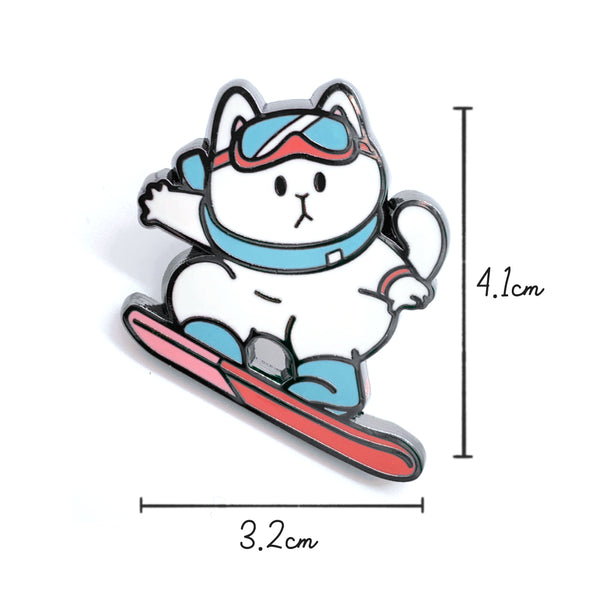 White Cat [ Skiing ] Pin
