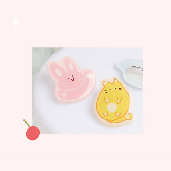 Coco World [Kitty Cat] Acrylic Pin