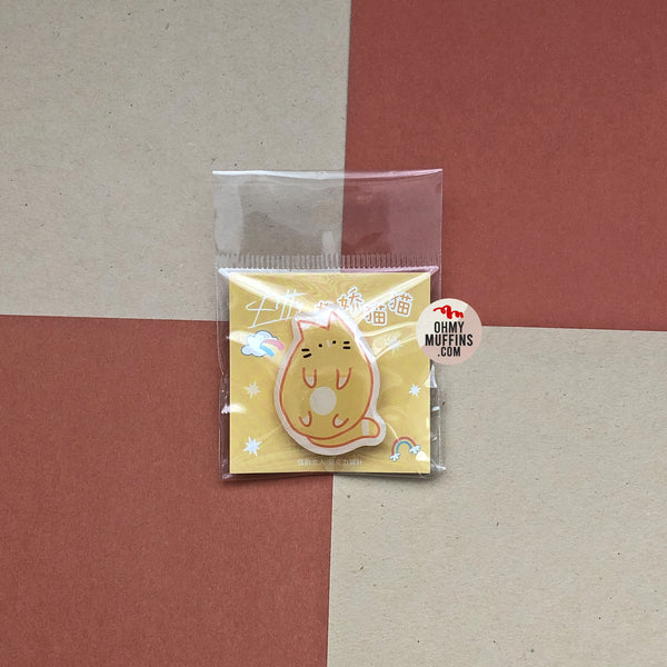 Coco World [Kitty Cat] Acrylic Pin