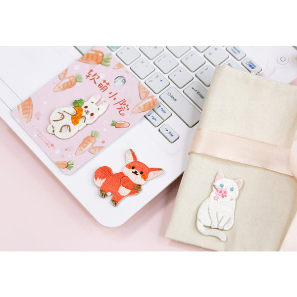 Courtyard Animal [ Cat ] Embroidered Sticker & Iron-On Patch
