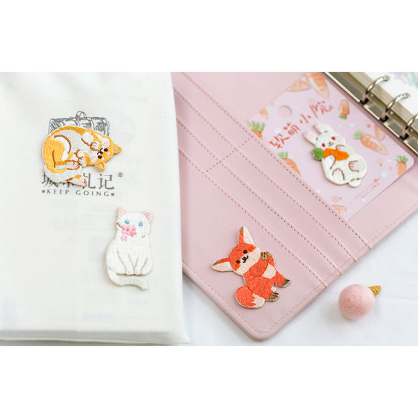 Courtyard Animal [ Cat ] Embroidered Sticker & Iron-On Patch