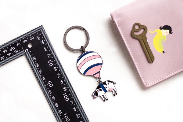Animal Hot Air Balloon Cow Key Chain By 八涂 BaTu