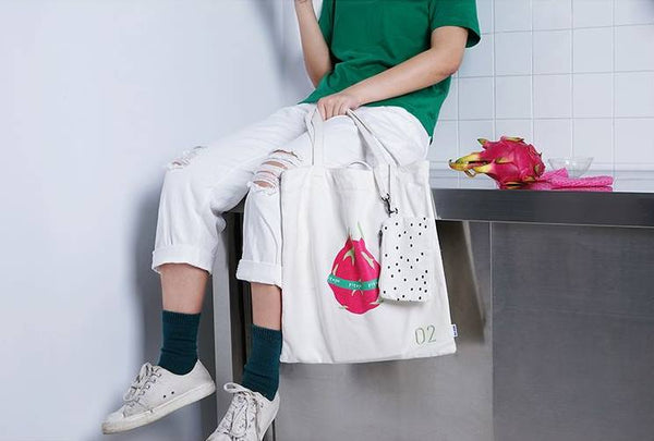 Fruit Dragon Fruit Tote Bag By 小野 Xaoye