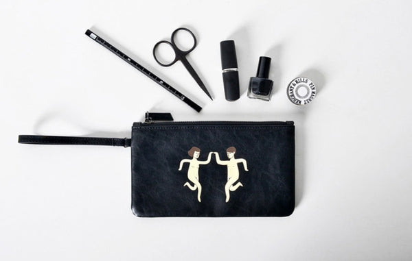 Streaking Flat Case Pouch by Kiitos Life