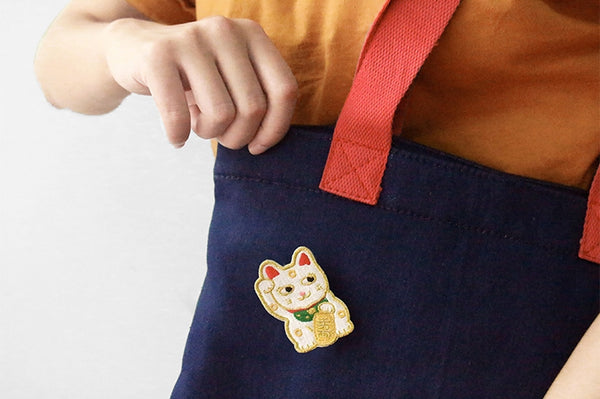 Embroidery Maneki-neko Fortune Lucky Cat Brooch By U-Pick