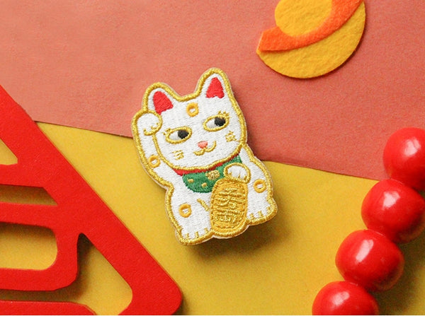 Embroidery Maneki-neko Fortune Lucky Cat Brooch By U-Pick