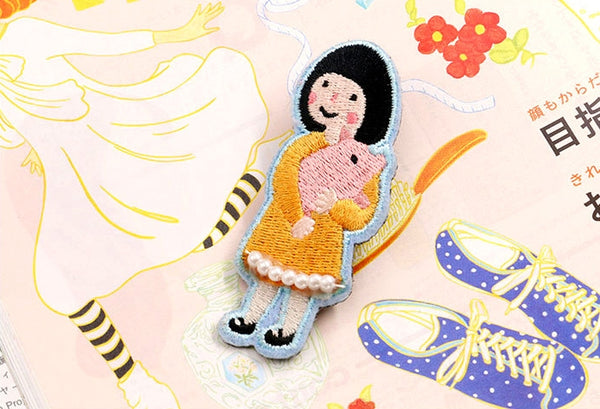 Girl Piggy [Girl With Piggy Plush] Brooch By U-Pick