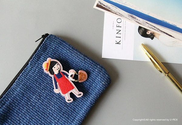 Girl With Handbag Girl Brooch S2 By U-Pick