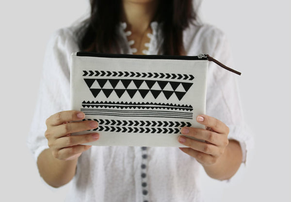 Graphic Pattern [Black Geometric] Pouch By Colour-Up