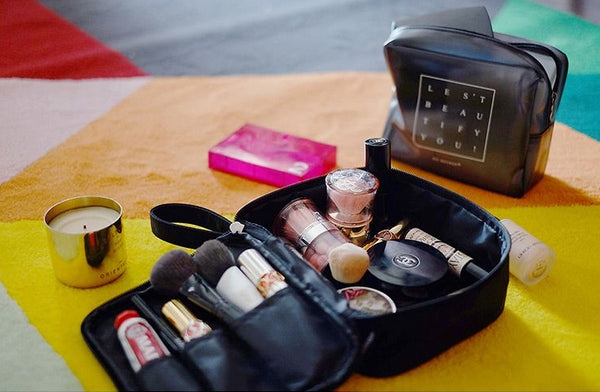 Ocean [Diving] Cosmetic Pouch By YIZI STORE X KOMESHOP
