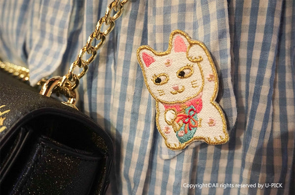 Embroidery Maneki-neko [Lucky Cat] Brooch By U-Pick