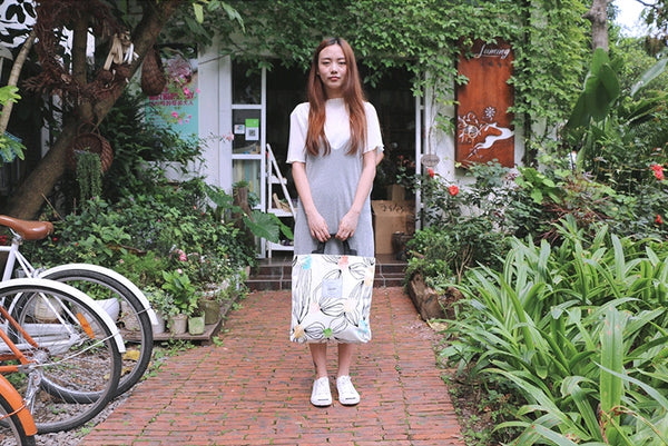 Plants [Watercolour Leaves] Tote Bag By Colourup