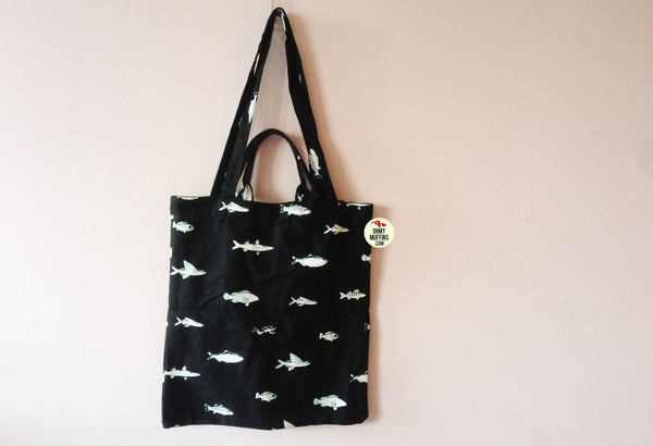 Lifestyle [Fish] Tote Bag By YIZI STORE