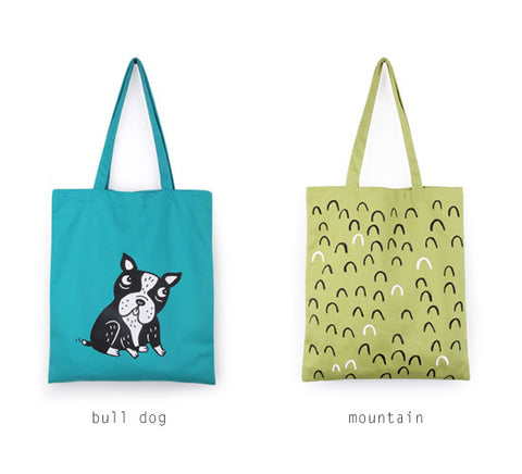 Printed Tote Bag by MOMO