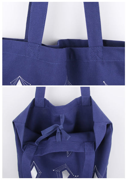 Printed Tote Bag by MOMO