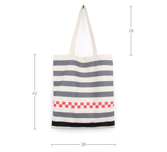 Printed Tote Bag by MOMO