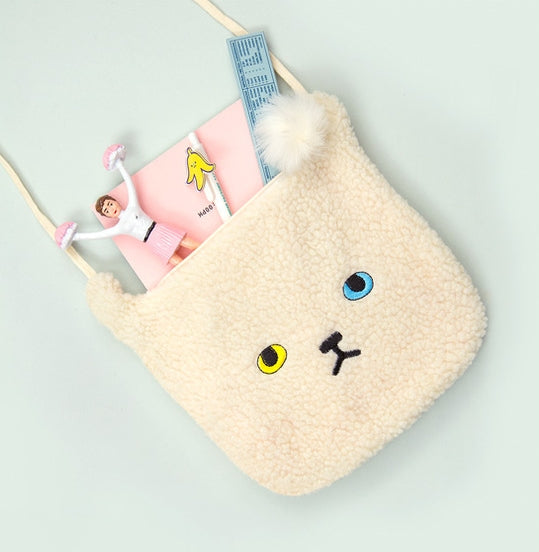 White Cat Miss Cat Sling Bag By Bentoy
