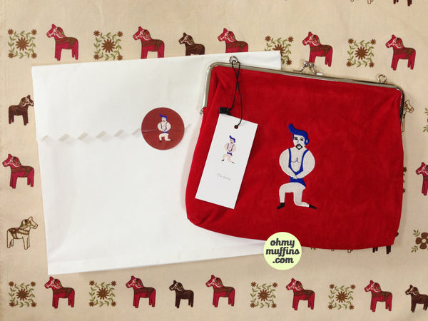 YIZI Mr Strong Ball Clasp Pouch