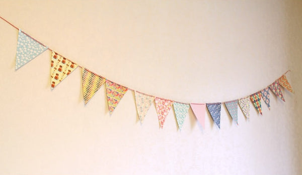 Paper Bunting Flags by Bentoy