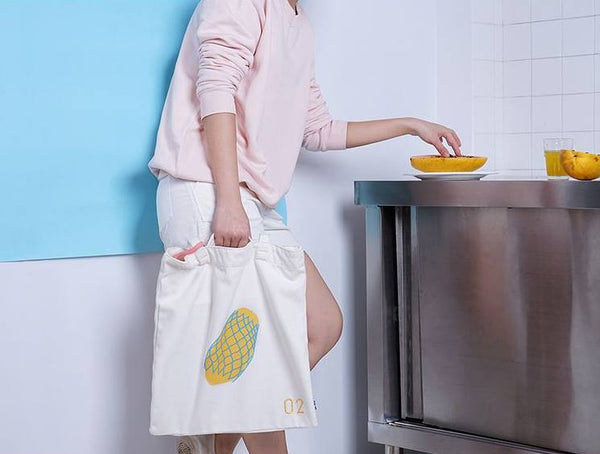 Fruit Papaya Tote Bag By 小野 Xaoye