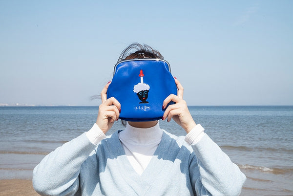 Rocket Ball Clasp Bag By YIZI