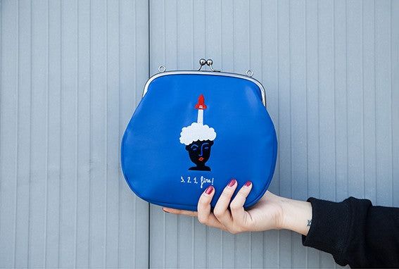 Rocket Ball Clasp Bag By YIZI
