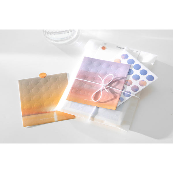 Above The Clouds [Wind] Round Label Stickers