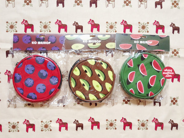 Fruit [Avocado] Round Pouch by YIZI STORE X KOMESHOP