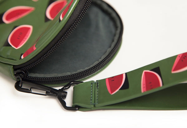 Fruit [Blueberry] Round Pouch by YIZI STORE X KOMESHOP