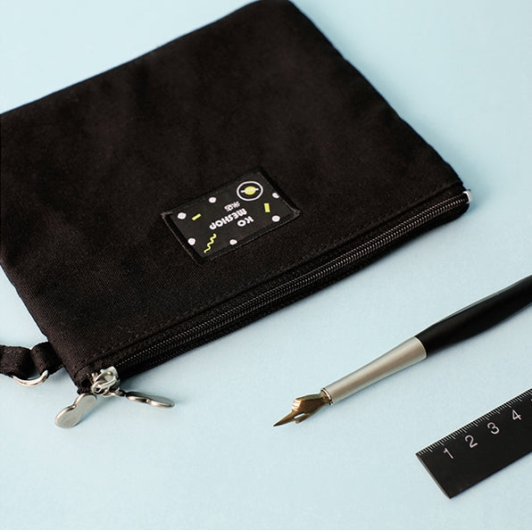 Small Storage Singing & Dancing Black Pouch By YIZI STORE X KOMESHOP