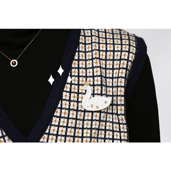 Snowy Night [Swan] Embroidered Sticker & Iron-On Patch