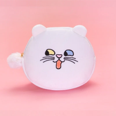 Squint Eyes White Cat Pouch By Bentoy