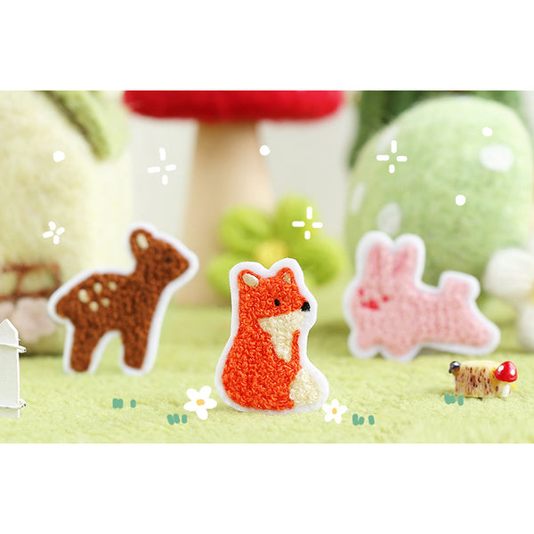 Warm Forest [Fox] Plush Embroidered Sticker & Iron-On Patch