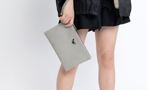 Moment [Whale] Flat Case Pouch By Kiitos Life