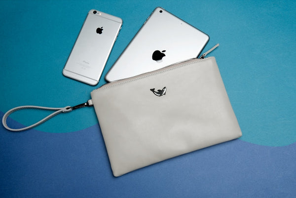 Moment [Whale] Flat Case Pouch By Kiitos Life